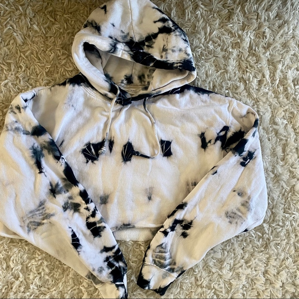 Cropped Tie Dye Hoodie
